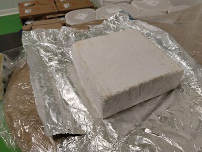 Carré d'aurillac 2kg, vendu en gros par Auclair Négoce