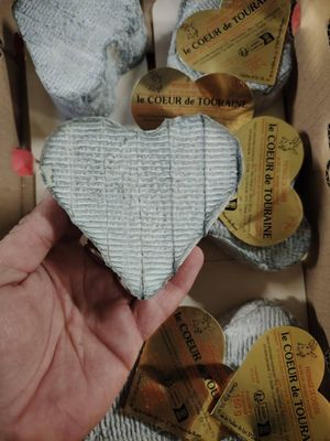 Cœur de Touraine lait cru de chevre 150g, vendu en gros par Auclair Négoce
