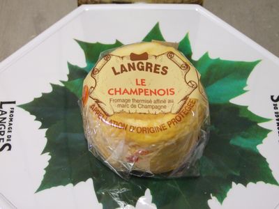 Langres AOP 180g lavé au marc de champagne, vendu en gros par Auclair Négoce