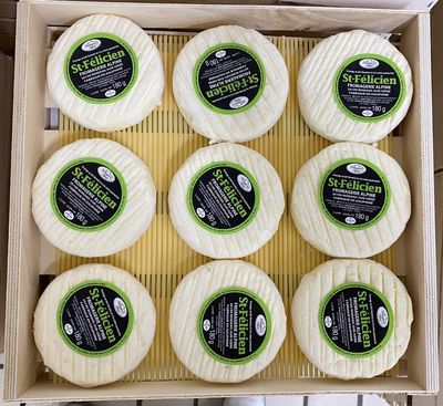 St Félicien crémiers 180g, vendu en gros par Auclair Négoce