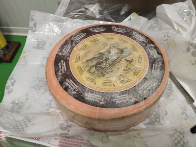 Vacherin Fribourgeois AOP classic 8kg, vendu en gros par Auclair Négoce